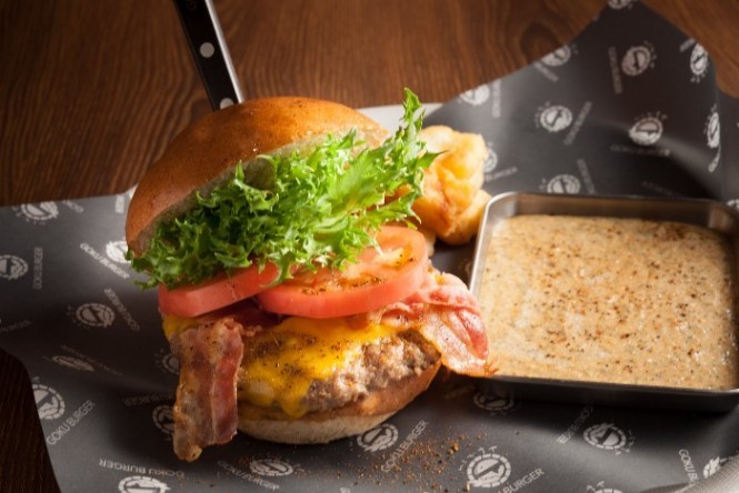 いしがまやGOKU BURGER AMAZING COFFEE RUB SPICE B.L.T.CHEESE BURGER