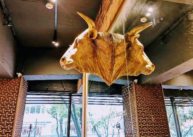 いしがまやGOKU BURGER店内オブジェ