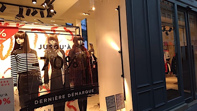 ありえない 日本人がフランスのセールで驚いたこと5つ 旬のアイテムがセールに Tabizine 人生に旅心を