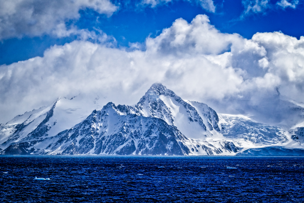 一度は観たい 究極の自然旅行へ 南極観光ツアーとその見どころ Tabizine 人生に旅心を