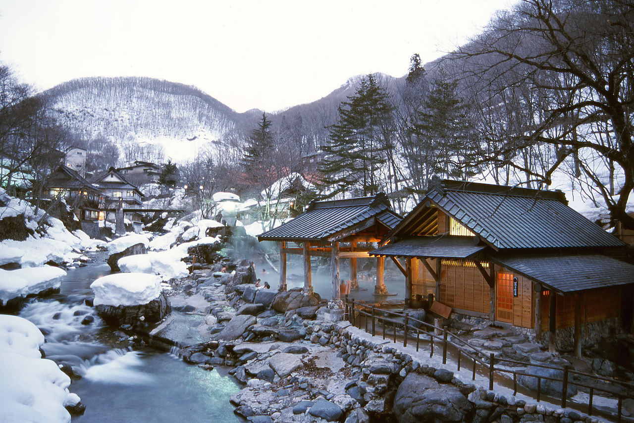 宝川温泉　冬景色