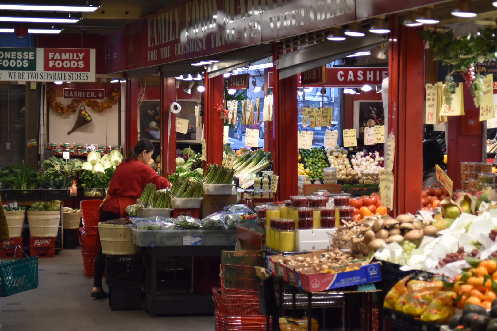 カナダ旅行で食べ歩きしたい市場「St.Lawrence Market（セント・ローレンス・マーケット）」を現地ルポ【カナダ・トロント】