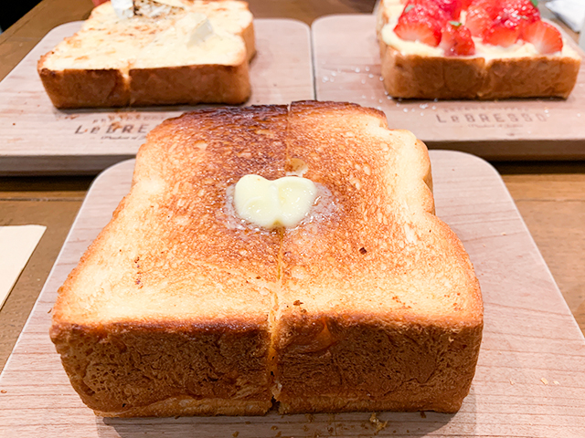 大阪生まれの美味しい食パン専門店「LeBRESSO」のトーストを実食レポ！