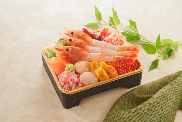 噴火湾産ボタン海老海鮮弁当
