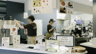まめじか食堂店内1