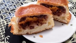 こころにあまいあんぱんや クリーム・ブリュレあんぱん断面