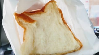 高級食パン専門店偉大なる発明 新熟成断面
