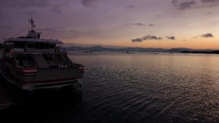 宮島へ向かう朝の船からの眺め