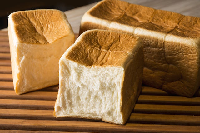 「純生」食パン