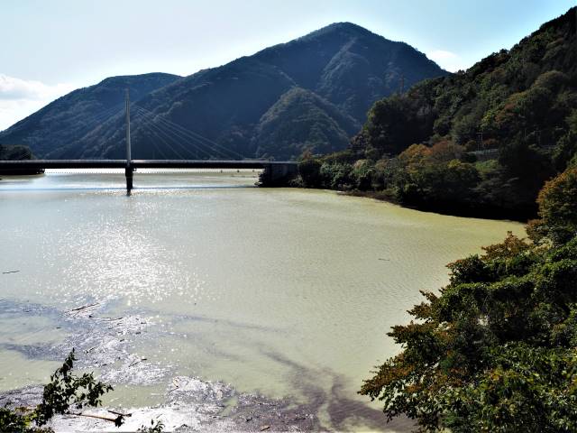 丹沢湖