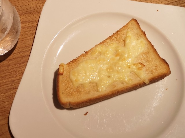 東京都・三鷹市「むさしの森珈琲 三鷹牟礼店」モーニングサービスのチーズトースト