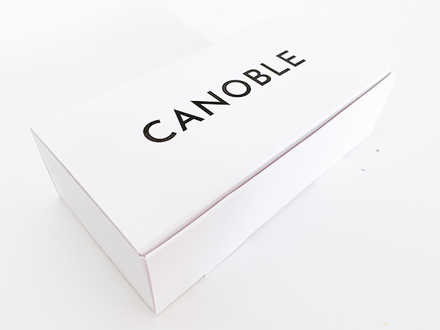 「CANOBLE」とシンプルに書かれた箱が登場
