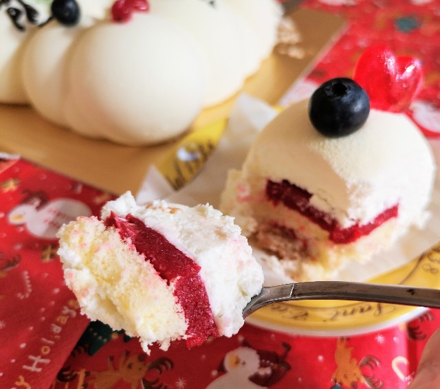 真っ白いケーキがキャンバスに 自分で飾る世界でひとつのクリスマスケーキ 体験ルポ Tabizine 人生に旅心を
