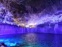 軽井沢白糸の滝真冬のライトアップ