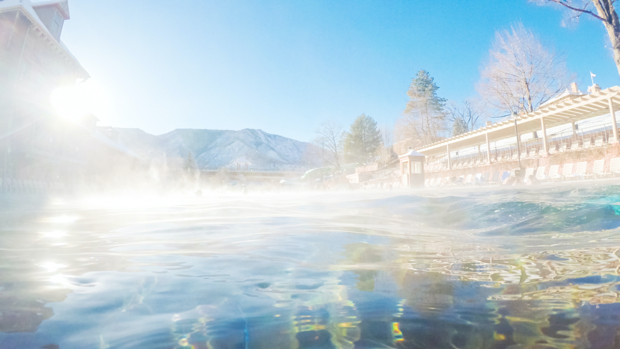 世界冬の絶景 アメリカ屈指の温泉リゾート コロラド州 グレンウッドスプリングス Tabizine 人生に旅心を