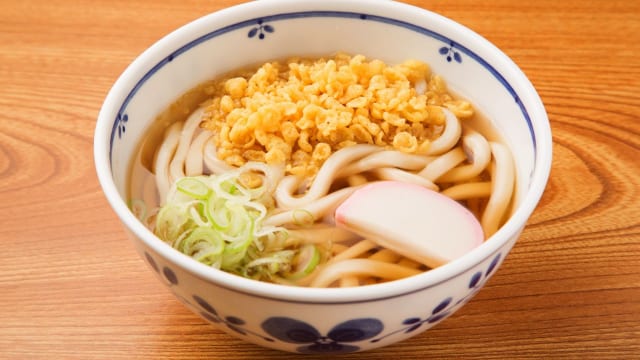 たぬき が きつね に化けた 関東と関西のうどん文化の違いとは Tabizine 人生に旅心を