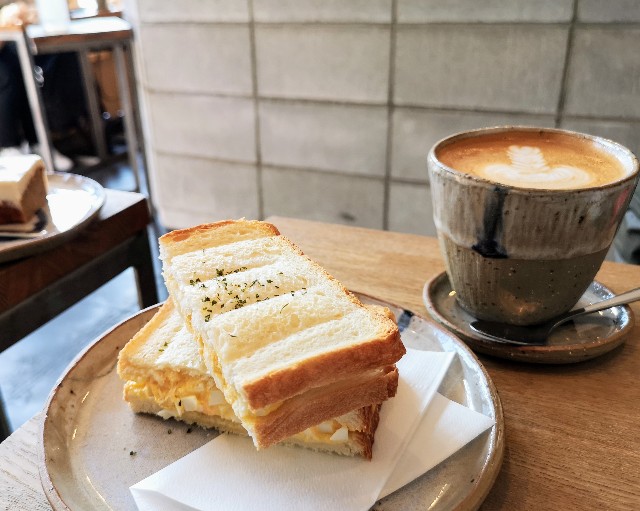 奈良県・奈良市カフェ「ANY B&B + COFFEE」ホットサンドウィッチ