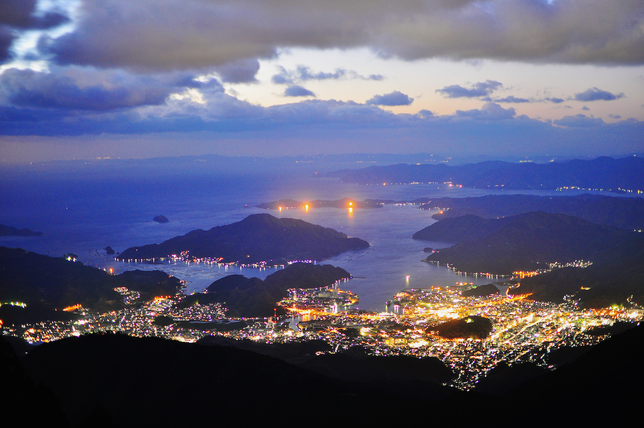 青島 (愛媛県)