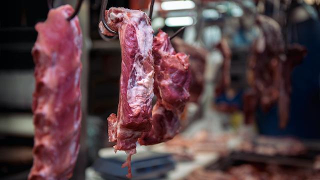 台湾の市場の豚肉