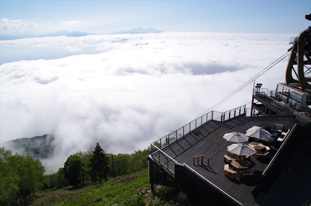 雲海に出会える絶景グランピング施設「SORA GLAMPING RESORT」オープン