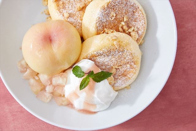 １日２０食 山梨県産 白桃 をまるごと堪能 奇跡のパンケーキ 甘熟白桃 Tabizine 人生に旅心を