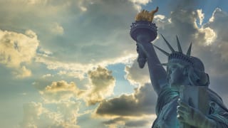 アメリカ・ニューヨーク市の自由の女神