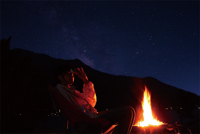 関東屈指の星空観察地・標高１５００メートルの奥日光で「焚き火でスターナイト」