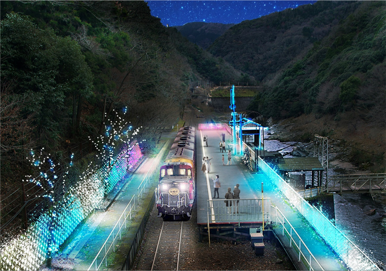 紅葉の保津川渓谷を彩る！嵯峨野トロッコ列車のライトアップ「光の幻想列車」