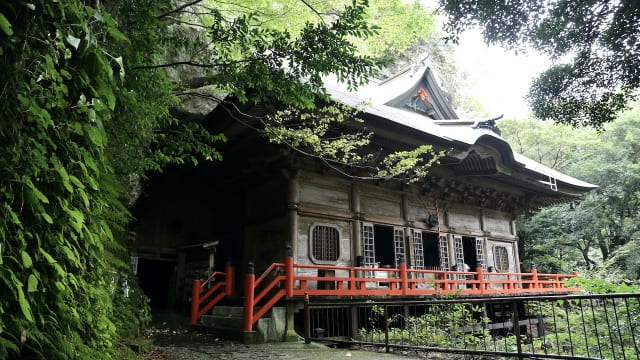 双子の神様が祀られた「両子寺」参拝と古民家で味わう蕎麦【大分県国東
