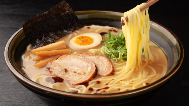 京都駅周辺おすすめラーメン店10選 行列店 老舗 ミシュラン 自家製麺 Tabizine 人生に旅心を