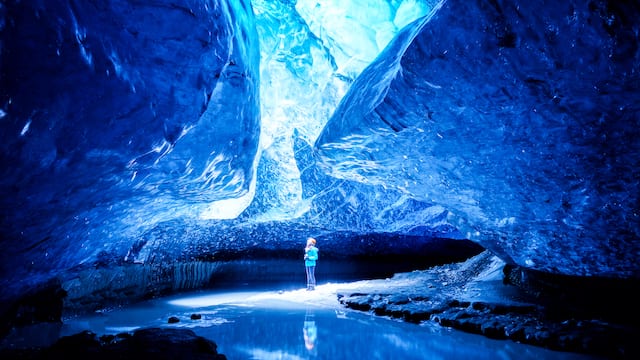 アイスランド・氷の洞窟
