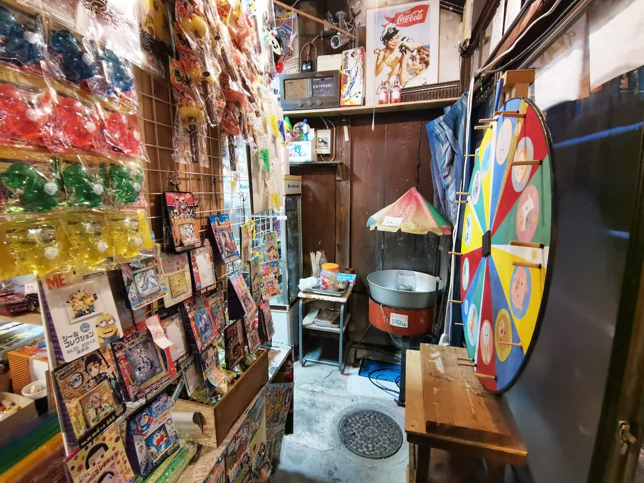 いながきの駄菓子屋探訪75富山県高岡市丸五商店8