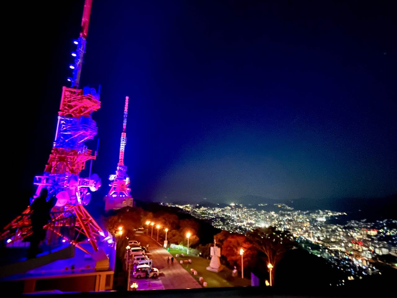 稲佐山山頂電波塔のライトアップ