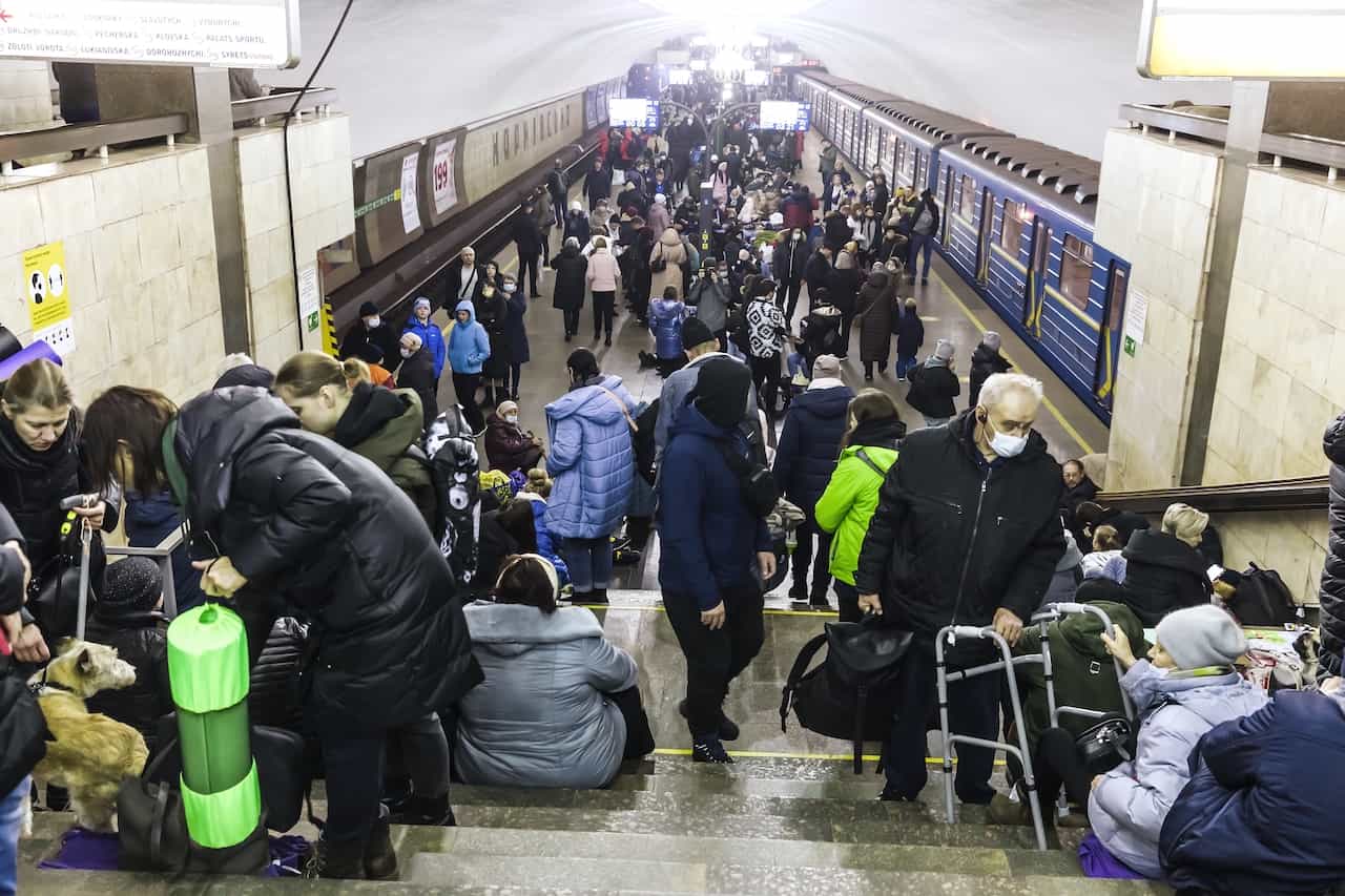 2022年2月25日キエフの地下鉄駅