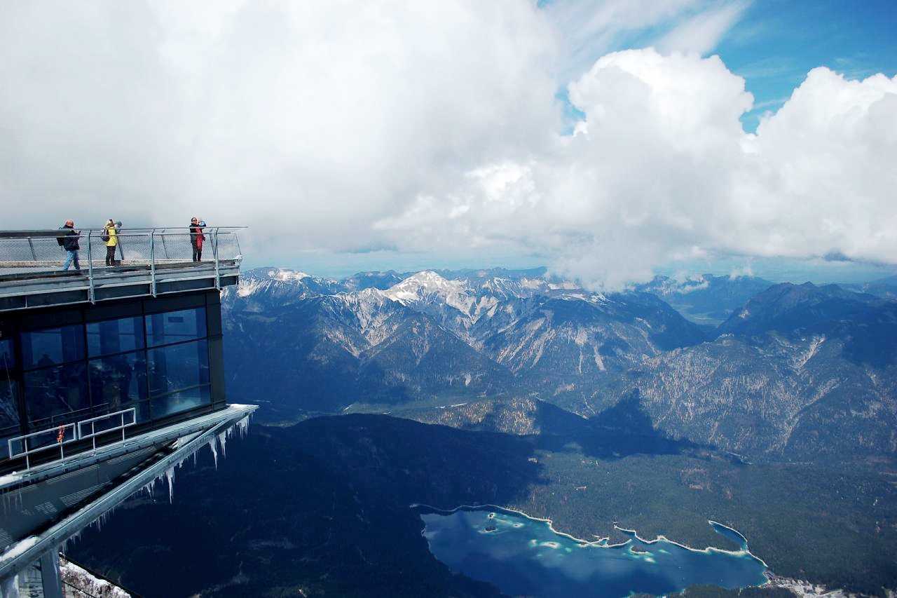 ドイツ最高峰ツークシュピッツェ山を観光