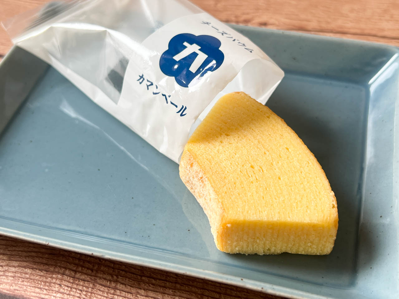 袋を開けると、その瞬間からチーズの香りが漂います