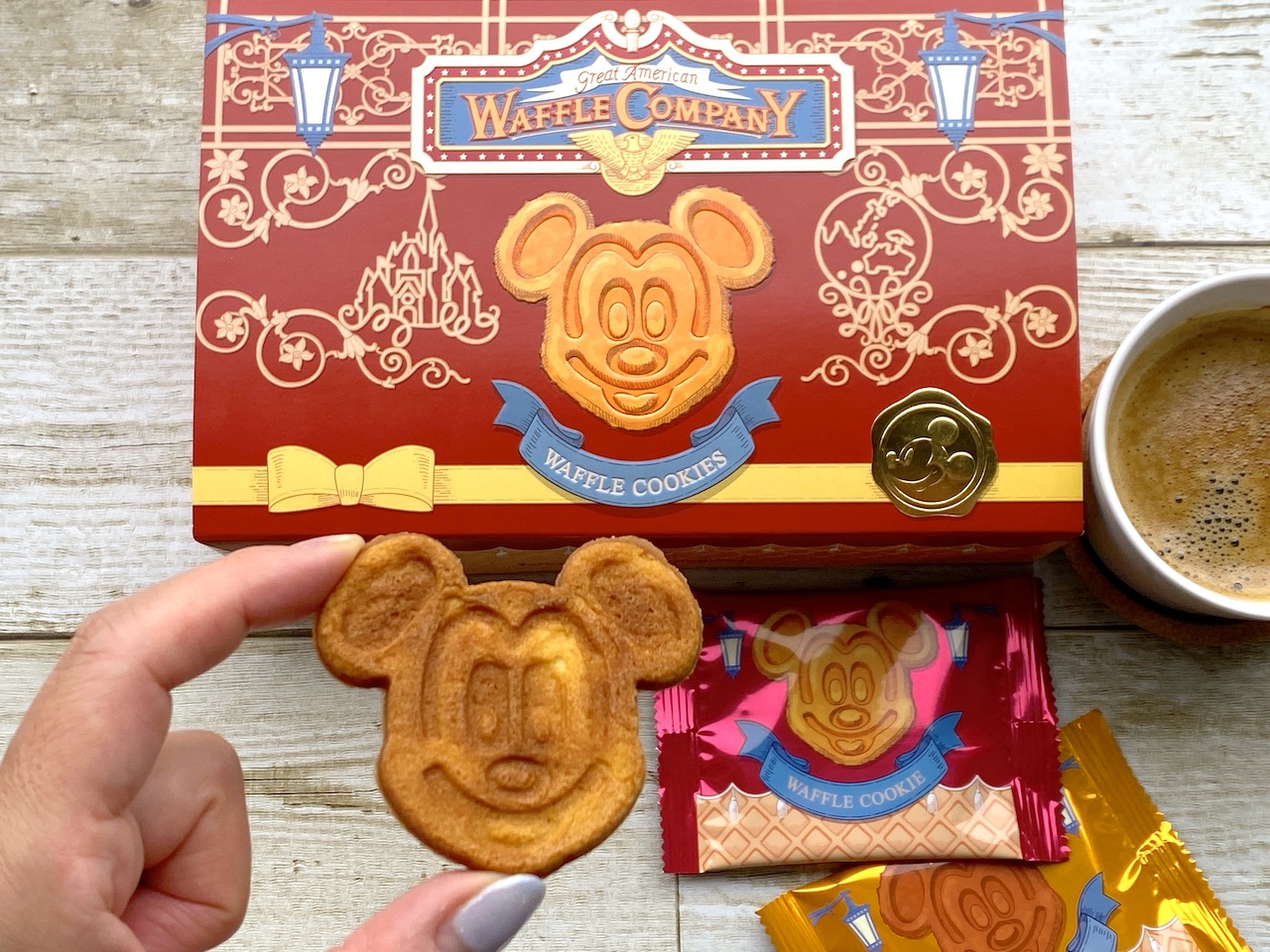 ディズニーリゾート　菓子６個セット　せんべい　マドレーヌ　クッキー　ワッフル