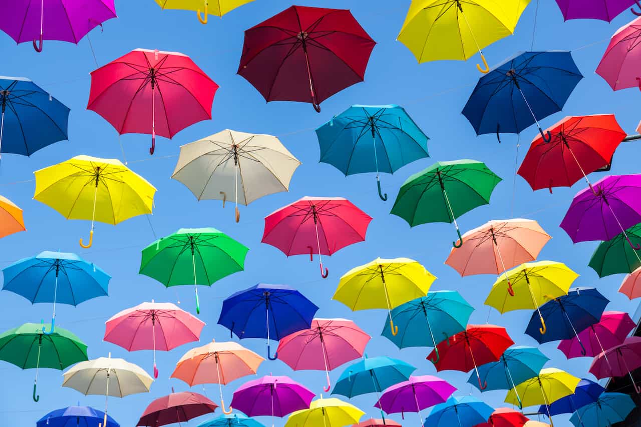 傘の集合写真