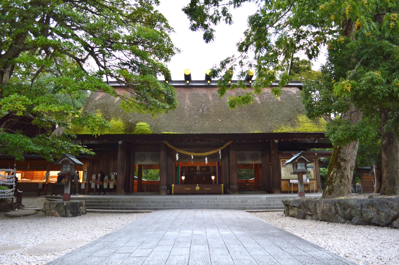 籠神社の拝殿