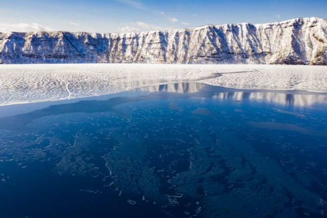 観測史上最も高い透明度が記録されている摩周湖