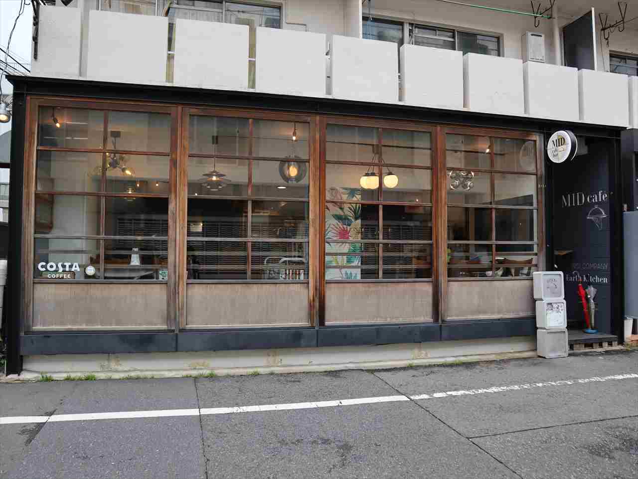 MID café 高田馬場店　外観