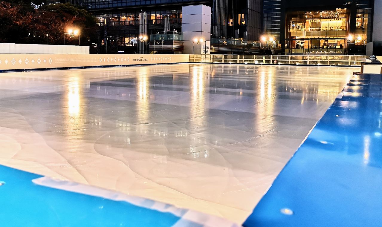 東京都港区・「東京ミッドタウン」MIDTOWN CHRISTMAS 2022（MIDTOWN ICE RINK）スケートリンク