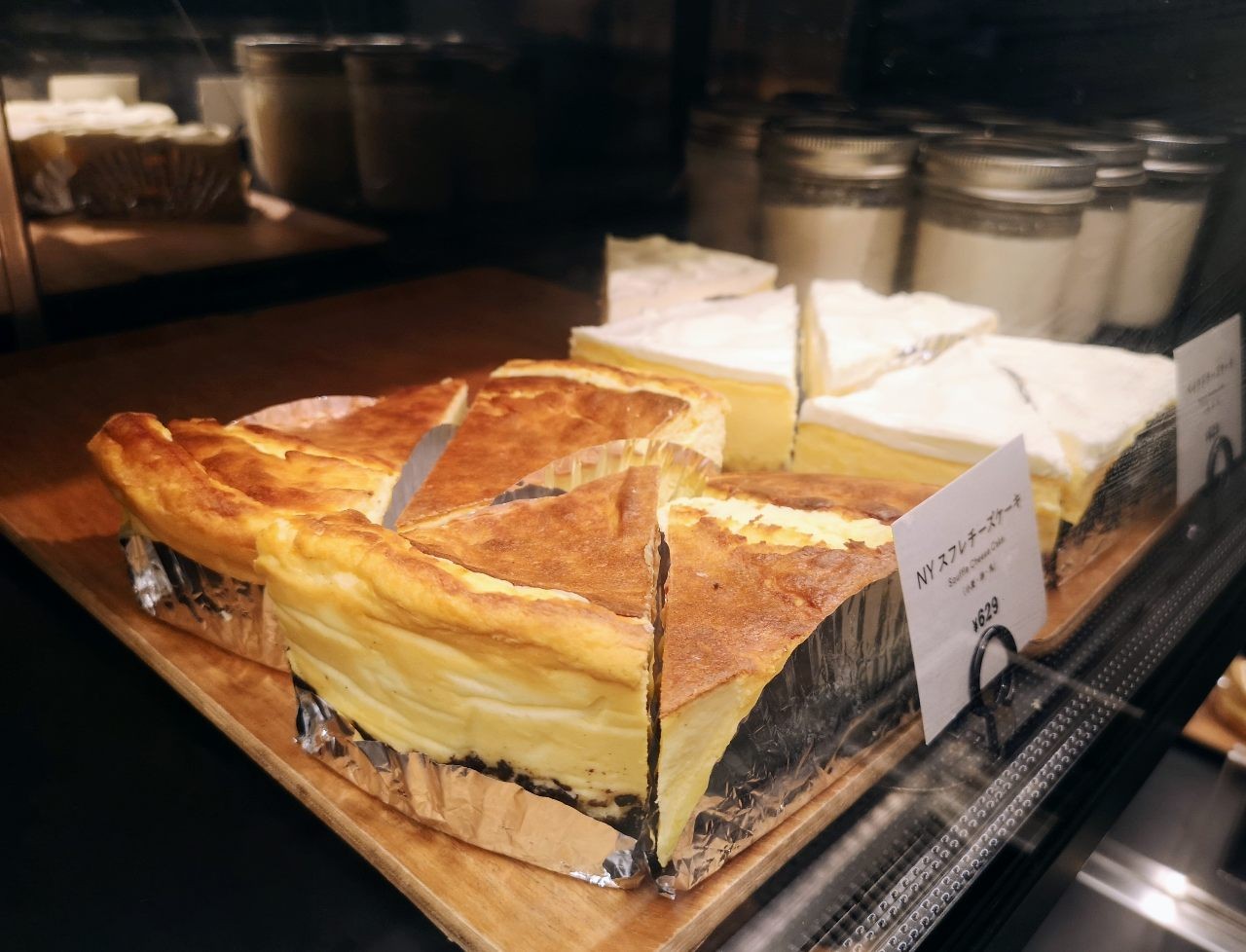 東京都渋谷区・「Roasted COFFEE LABORATORY」チーズケーキ