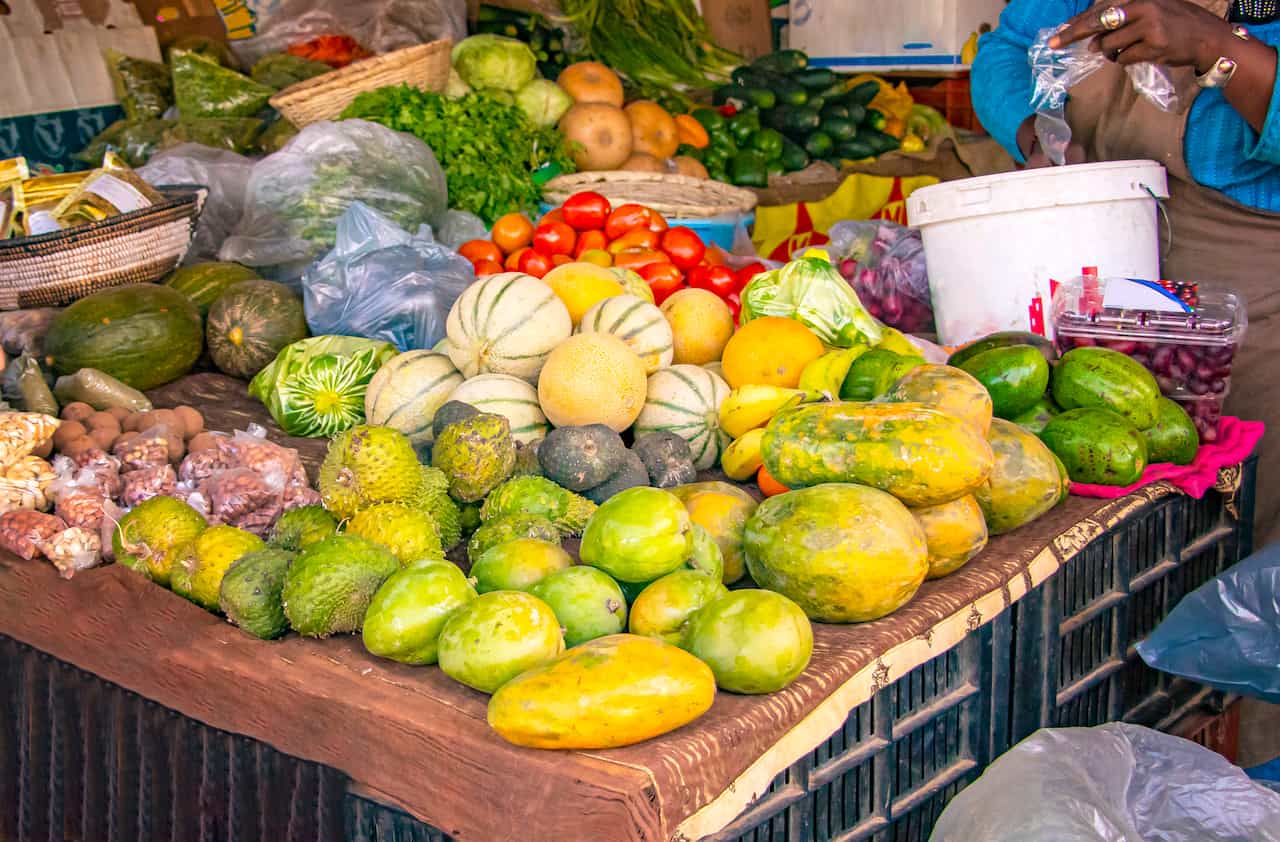 セネガルのフルーツマーケット