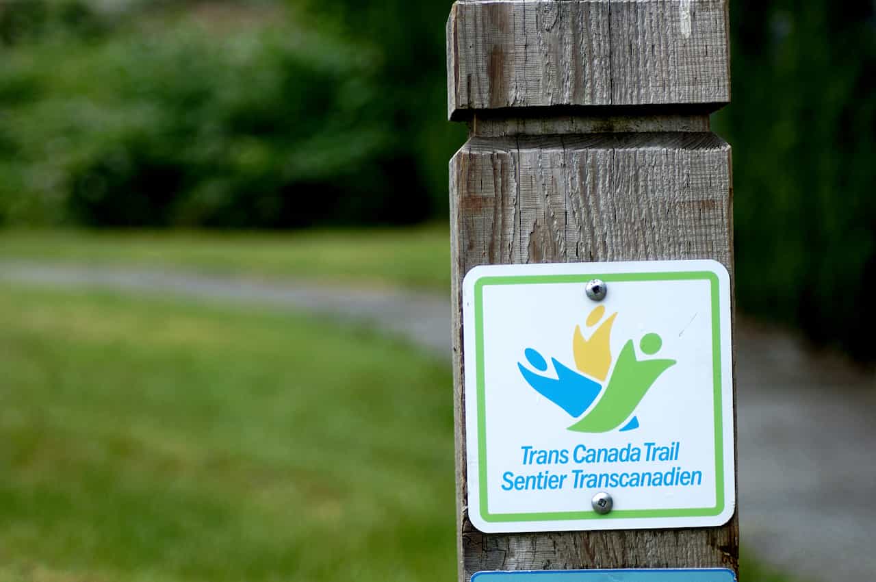 トランス・カナダ・トレイルのサイン