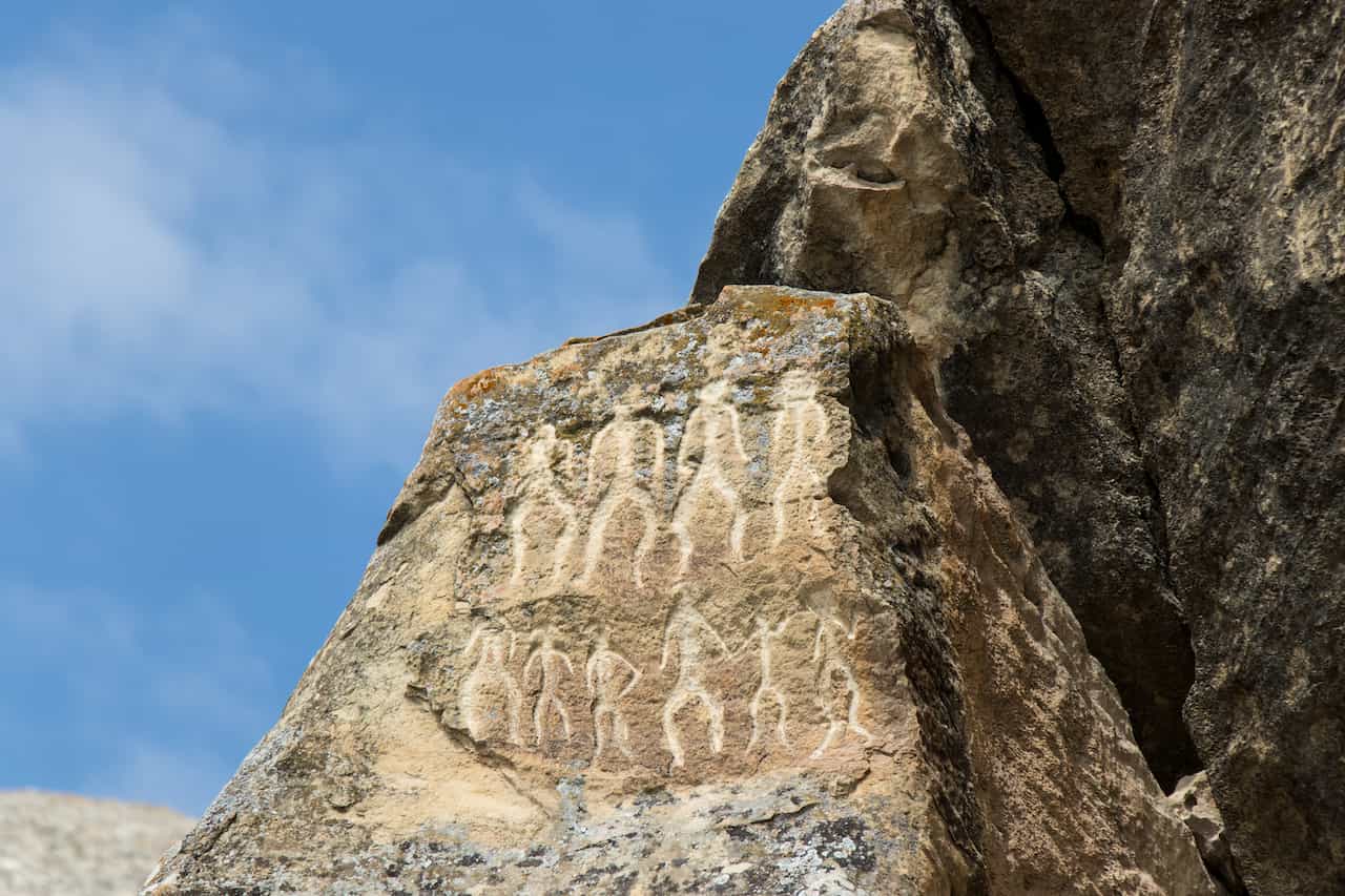 アゼルバイジャン・ゴブスタンの岩絵