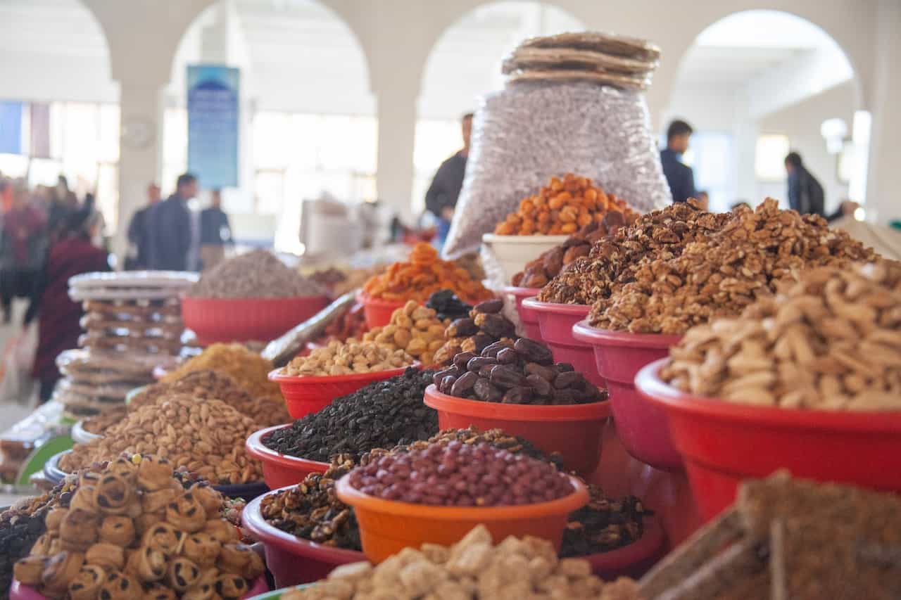 ウズベキスタンのフルーツ市場