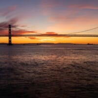 サンフランシスコ・オークランド・ベイブリッジの夕焼け
