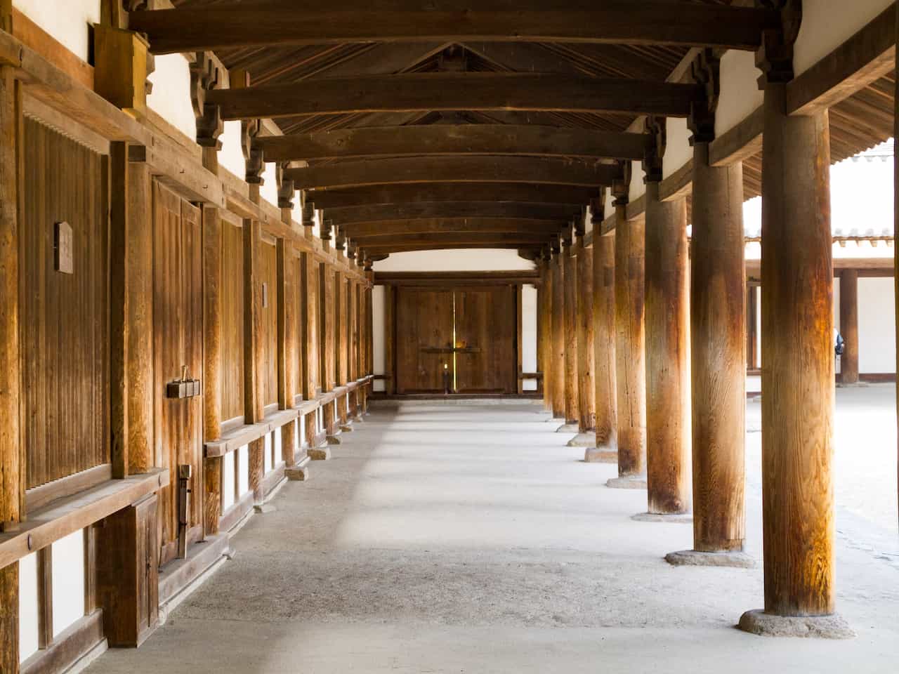 奈良県法隆寺回廊