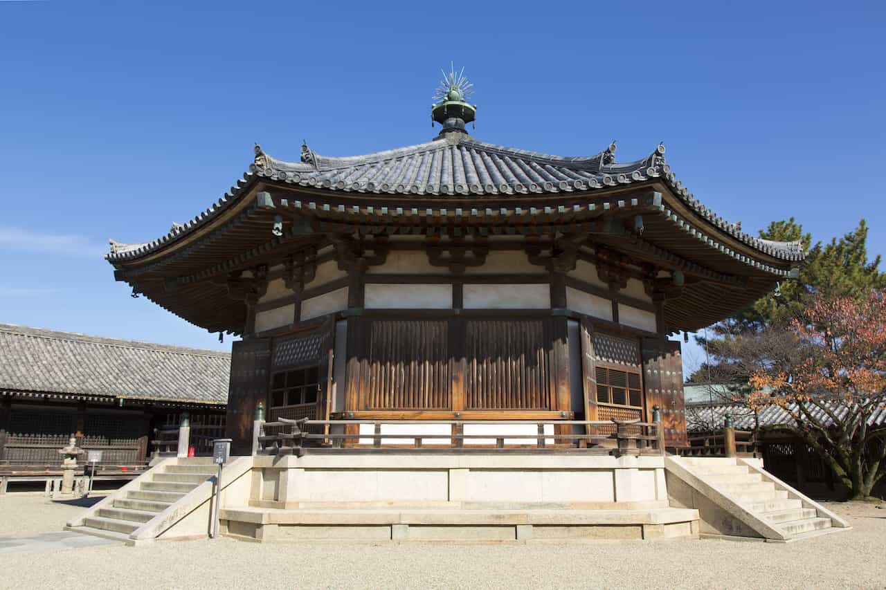 奈良県法隆寺夢殿